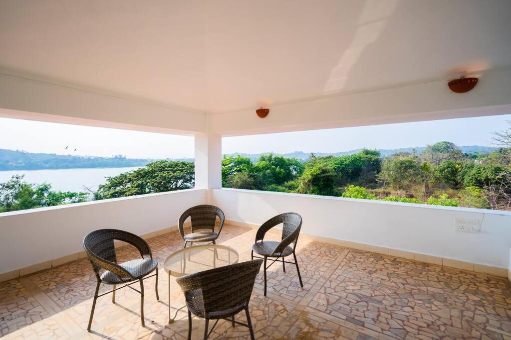 Lake View Villa Gandaulim Екстериор снимка